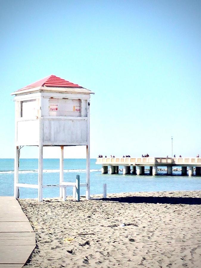 A Un Passo Dal Mare Villa Lido di Ostia Exteriör bild