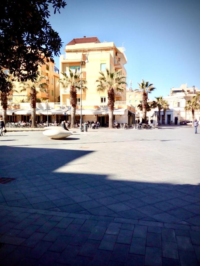 A Un Passo Dal Mare Villa Lido di Ostia Exteriör bild